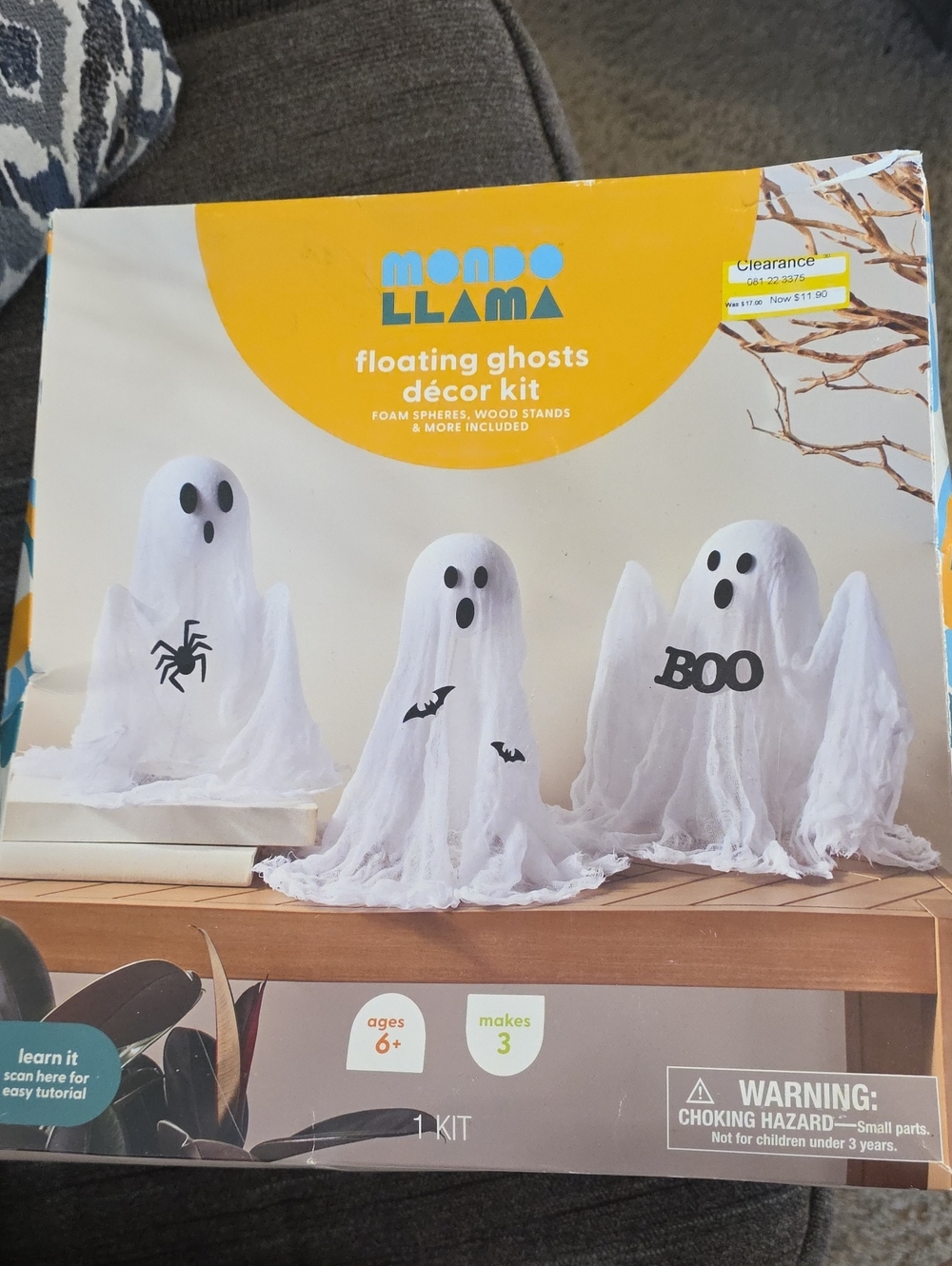 Mondo Llama White Halloween Floating Ghosts Décor Kit
